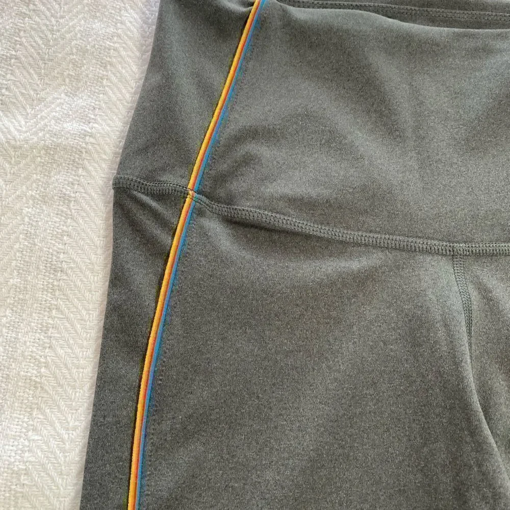 NIKE Women's Yoga Ankle Leggings - Picture 6 of 8